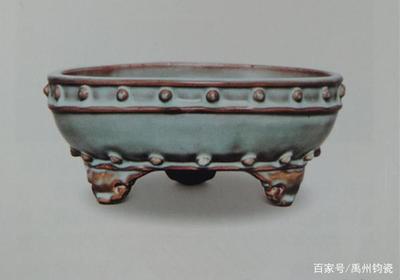 历年各大拍卖行中,出现的高价钧瓷:藤窑茶具,三足洗和小香炉